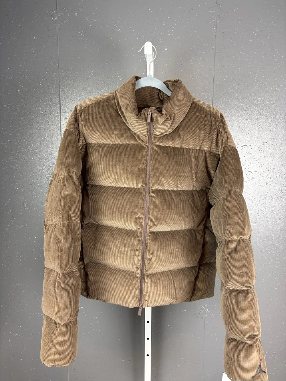 Jordan Flight Down Puffer Baroque Brown Corduroy HV0536-237 Men's Size Small